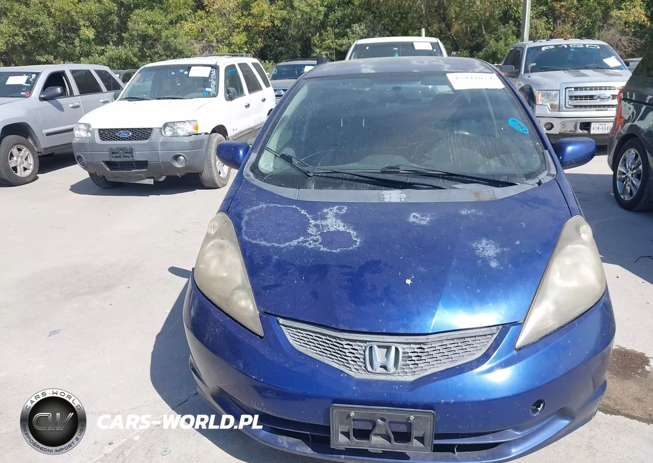2013 Honda Fit VIN:JHMGE8H30DC057475 - 6