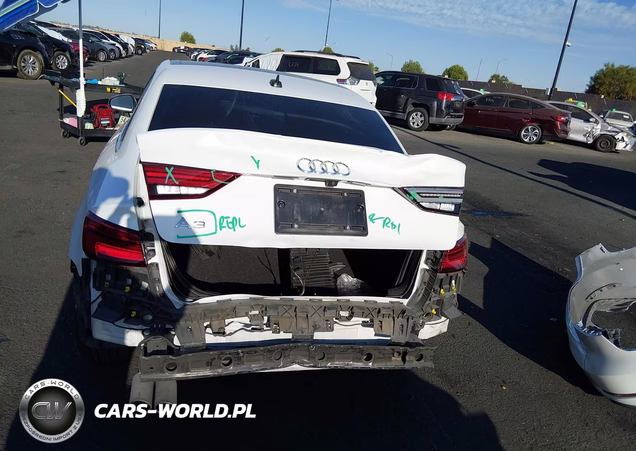 2019 Audi A3 40 Premium-40 Titanium Premium VIN:WAUAUGFF7K1020477 - 17