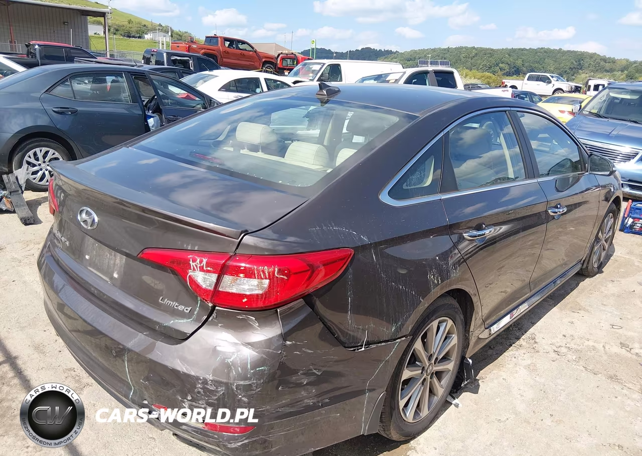 2017 Hyundai Sonata Limited VIN:5NPE34AF0HH507745 - 4