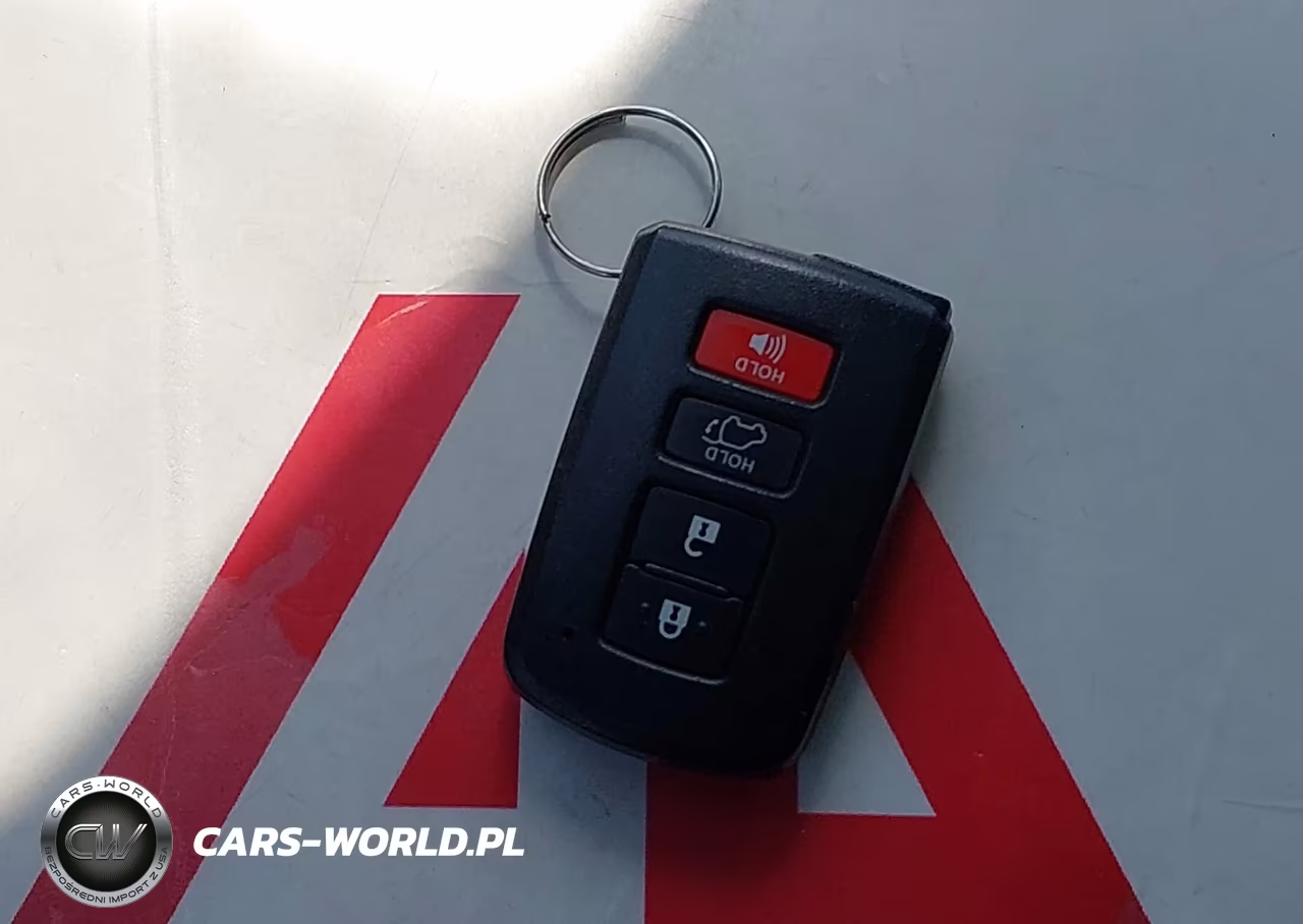 2017 Toyota Rav4 Hybrid Limited VIN:JTMDJREVXHD139001 - 11