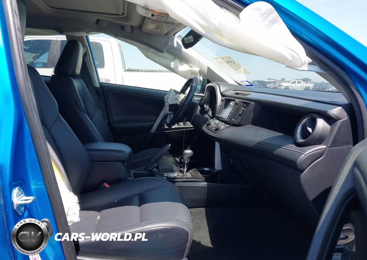 2017 Toyota Rav4 Hybrid Limited VIN:JTMDJREVXHD139001 - 5