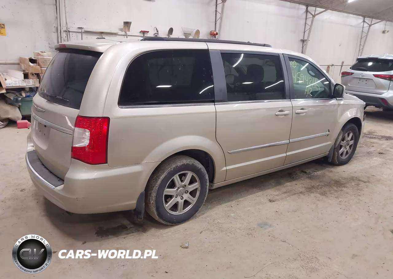 2012 Chrysler Town & Country Touring VIN:2C4RC1BG3CR400806 - 4
