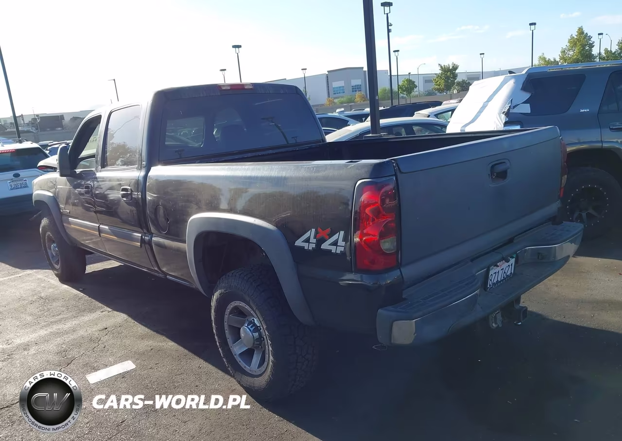 2005 Chevrolet Silverado 2500Hd Lt VIN:1GCHK23275F964816 - 3
