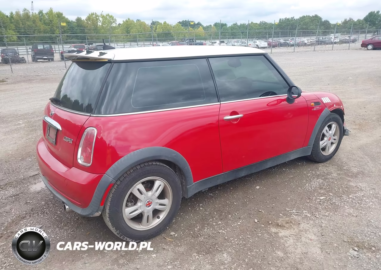 2006 Mini Cooper VIN:WMWRC33546TK67685 - 4