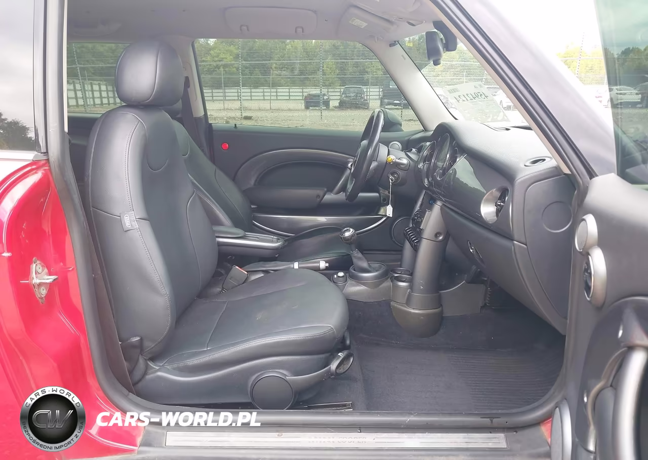 2006 Mini Cooper VIN:WMWRC33546TK67685 - 5