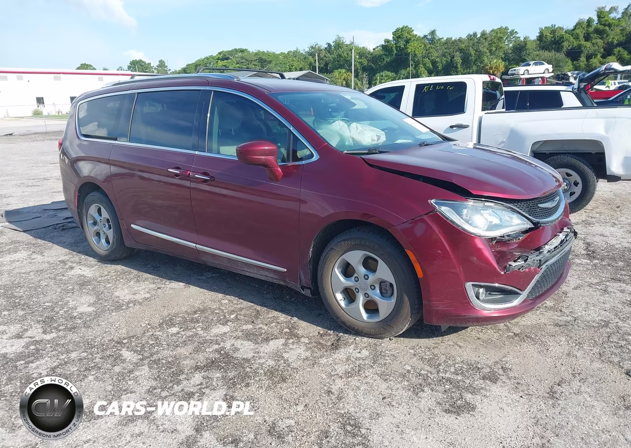 2017 Chrysler Pacifica Touring-L Plus – zdjęcie 1 z 16