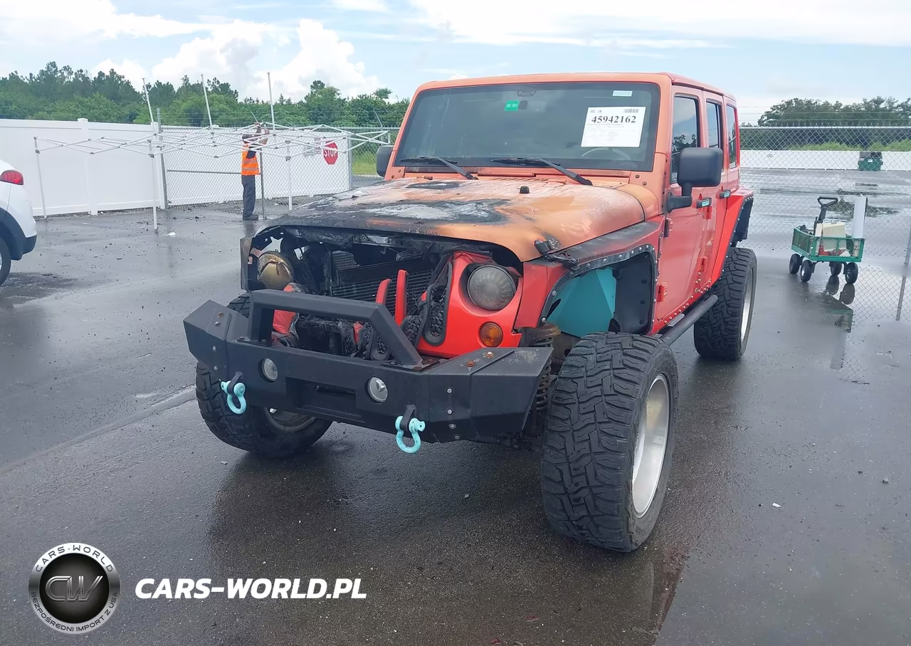 2013 Jeep Wrangler Unlimited Sahara VIN:1C4BJWEG5DL584334 - 2