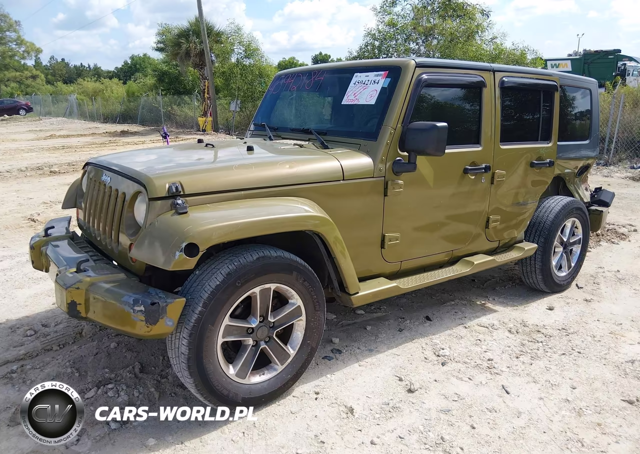 2007 Jeep Wrangler Unlimited Sahara VIN:1J4GB59177L123329 - 2