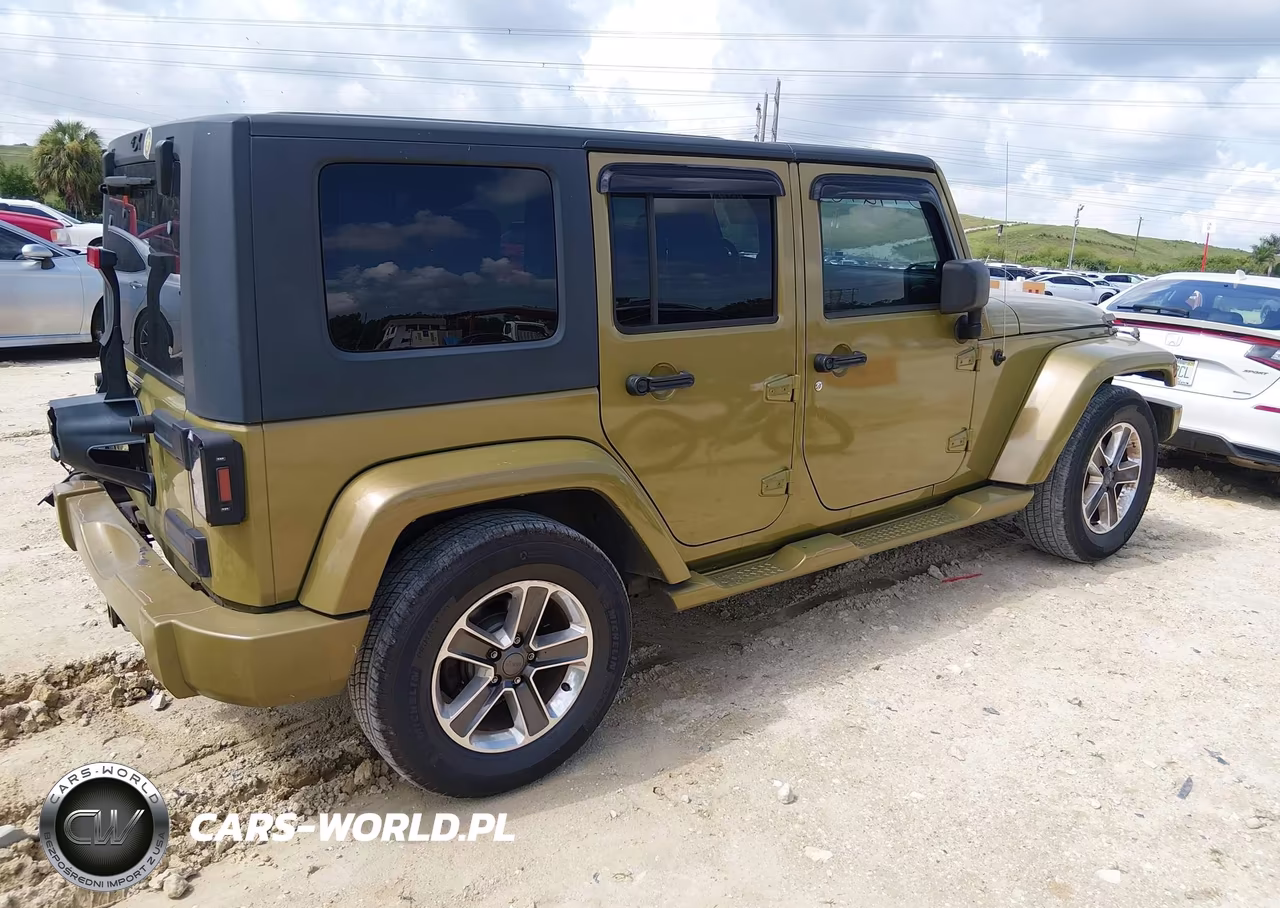 2007 Jeep Wrangler Unlimited Sahara VIN:1J4GB59177L123329 - 4