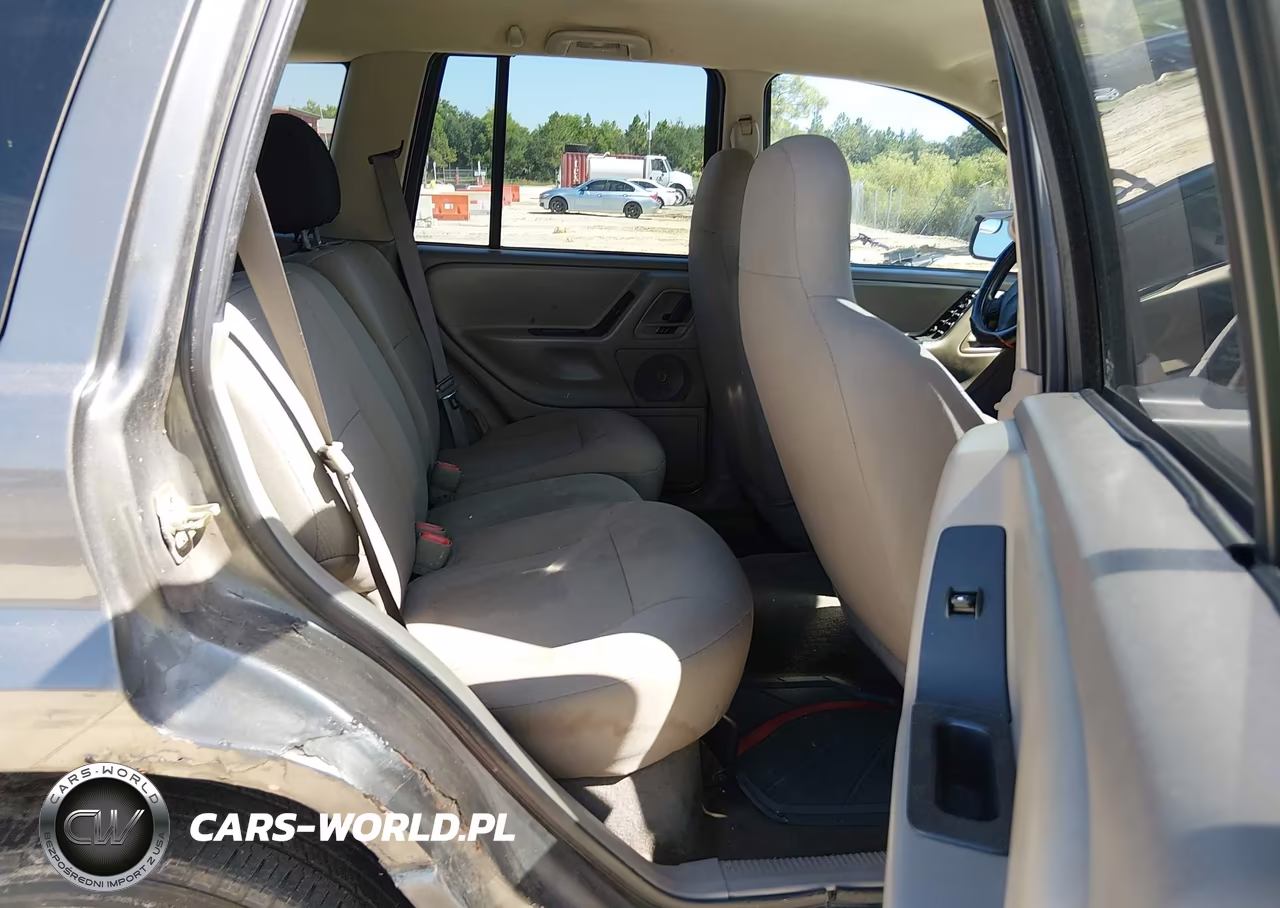 2004 Jeep Grand Cherokee Laredo VIN:1J4GW48S44C427092 - 8