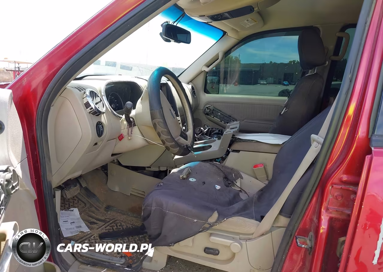 2006 Ford Explorer Xlt VIN:1FMEU63E16ZA05468 - 5