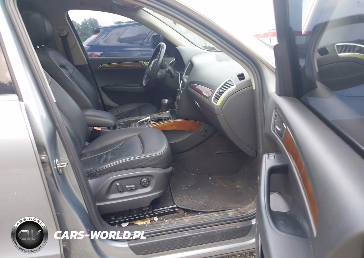 2010 Audi Q5 3.2 Premium VIN:WA1CKAFP8AA043542 - 5