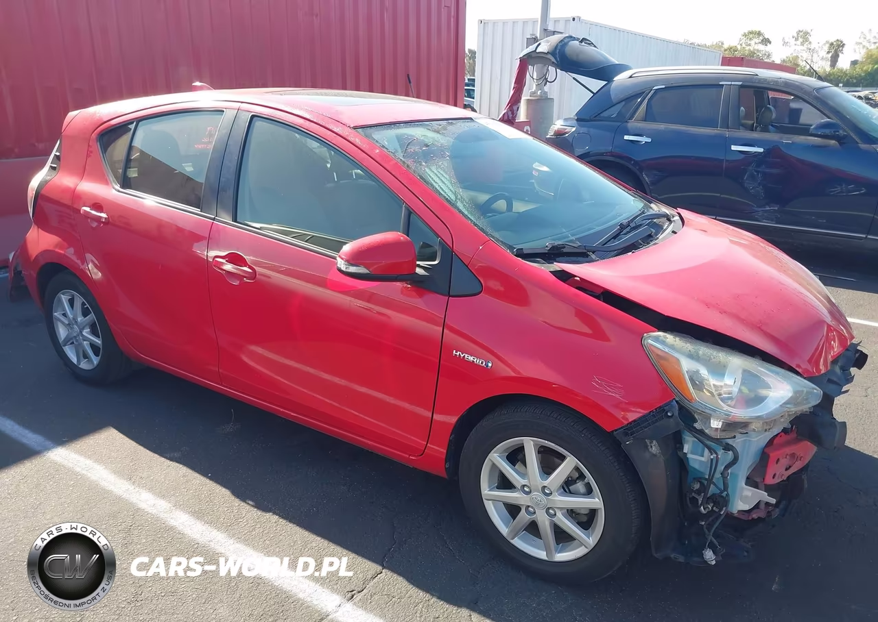 2015 Toyota Prius C Four