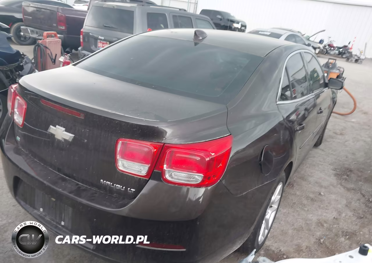 2015 Chevrolet Malibu 1Lt VIN:1G11C5SL6FF332460 - 4