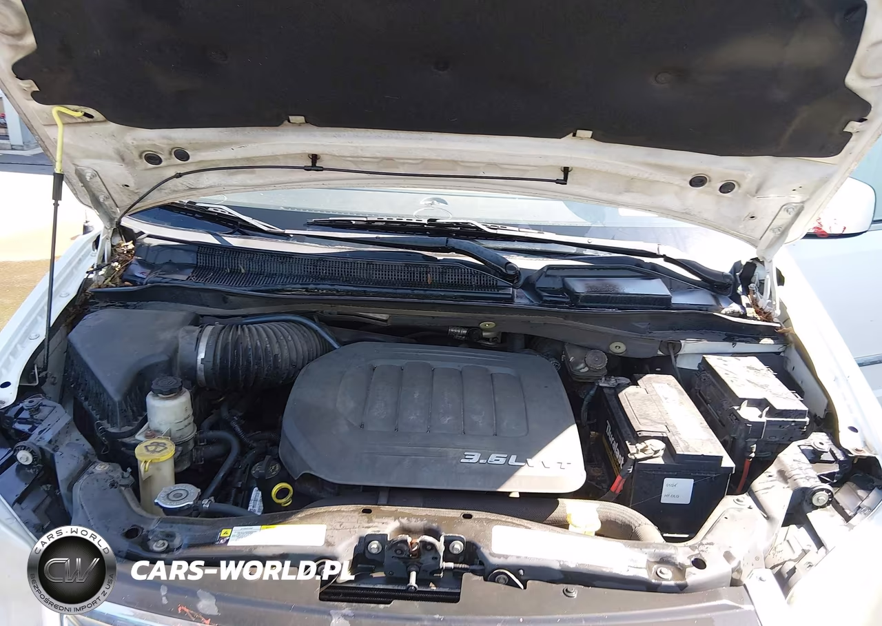2012 Chrysler Town & Country Touring VIN:2C4RC1BG5CR312999 - 10
