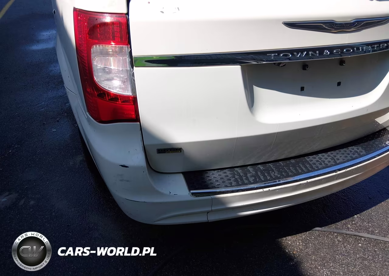 2012 Chrysler Town & Country Touring VIN:2C4RC1BG5CR312999 - 6