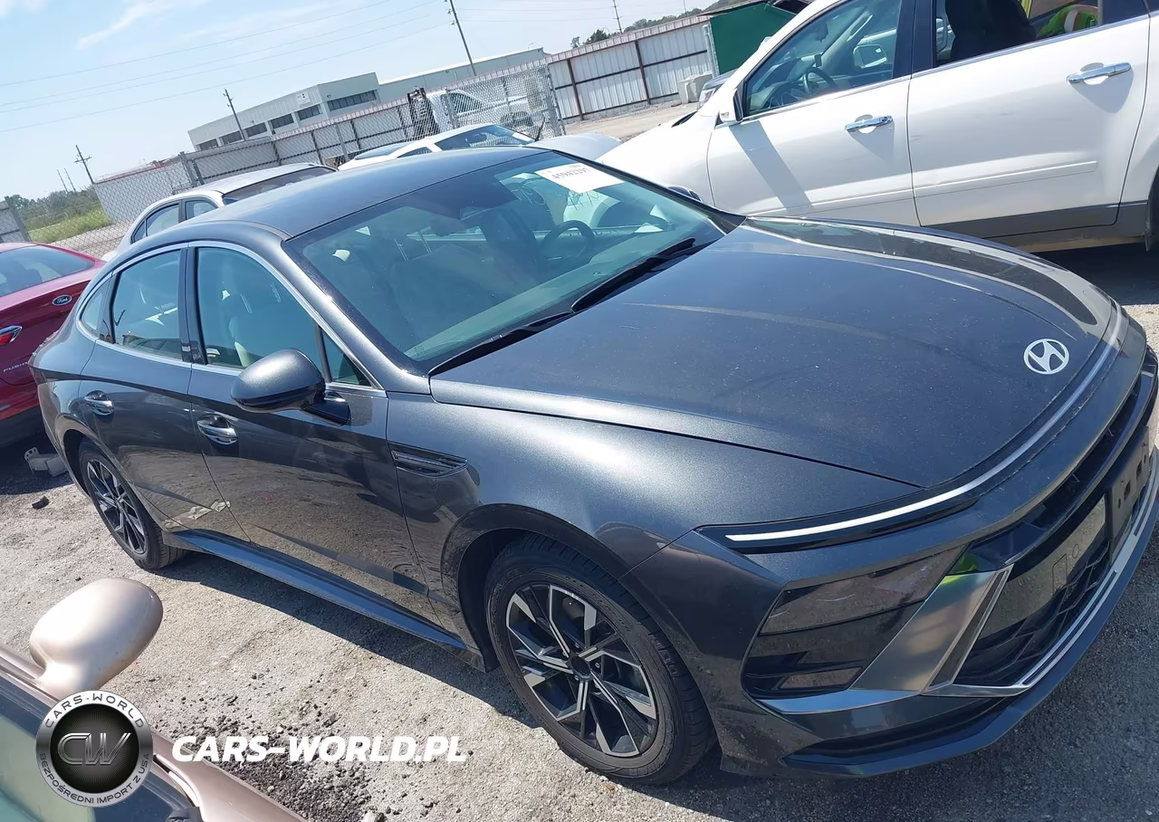 2025 Hyundai Sonata Sel VIN:KMHL64JA3SA462393 - 13