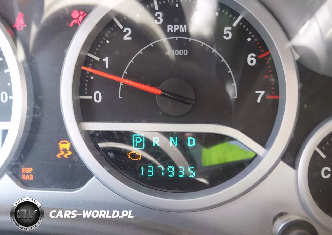 2008 Jeep Wrangler Sahara VIN:1J4FA54158L610231 - 15