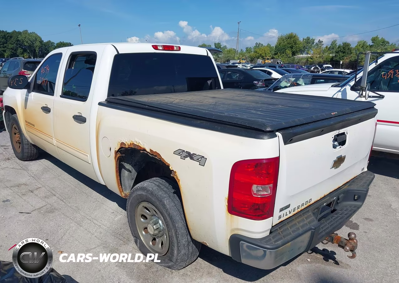 2011 Chevrolet Silverado 1500 Ls VIN:3GCPKREA2BG342756 - 3