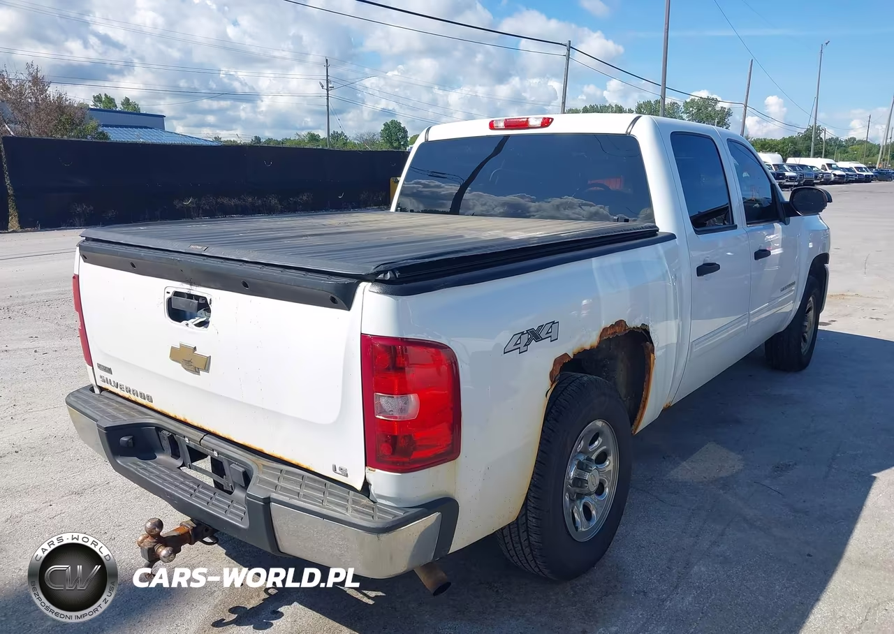 2011 Chevrolet Silverado 1500 Ls VIN:3GCPKREA2BG342756 - 4