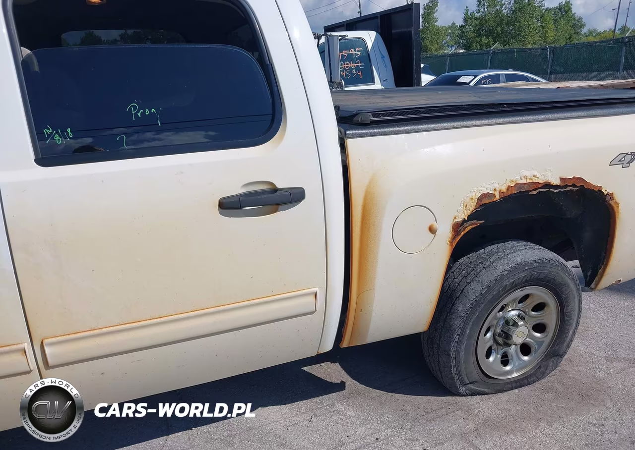 2011 Chevrolet Silverado 1500 Ls VIN:3GCPKREA2BG342756 - 6