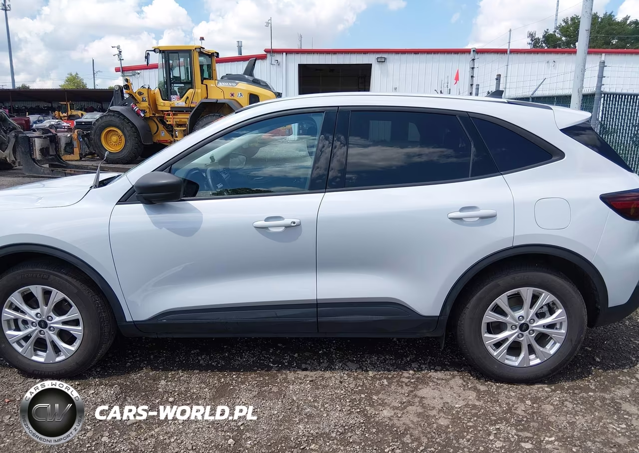 2025 Ford Escape Active VIN:1FMCU0GN5SUB57002 - 14