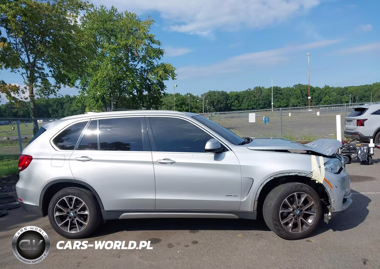 2017 BMW X5 xDrive35I VIN:5UXKR0C54H0U55076 - 13