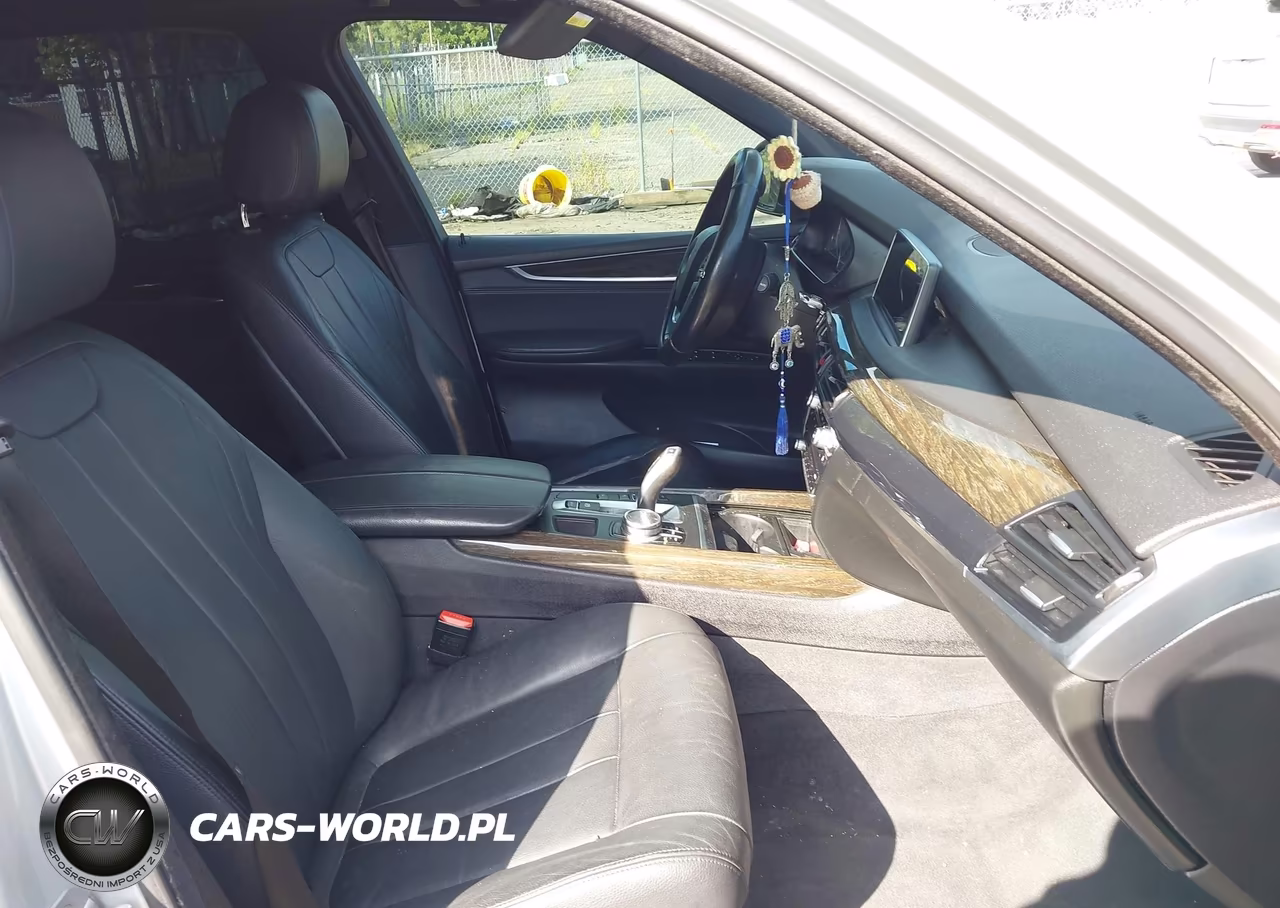 2017 BMW X5 xDrive35I VIN:5UXKR0C54H0U55076 - 5