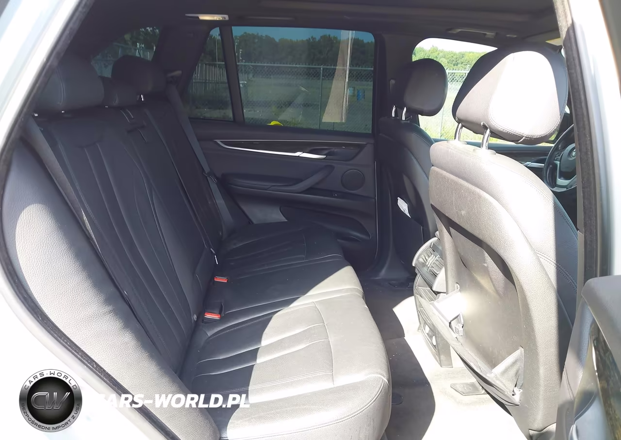2017 BMW X5 xDrive35I VIN:5UXKR0C54H0U55076 - 8