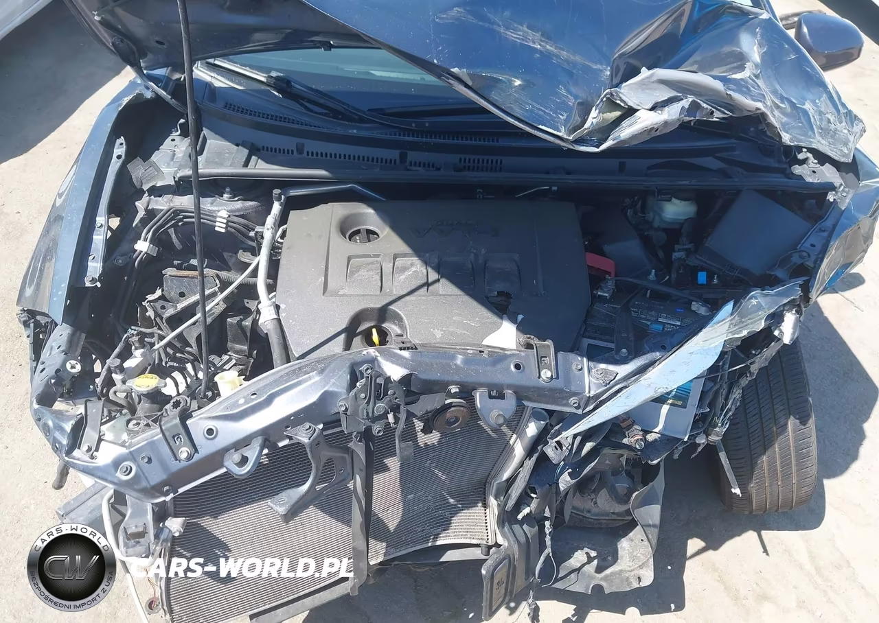 2016 Toyota Corolla Le VIN:5YFBURHE4GP498320 - 10