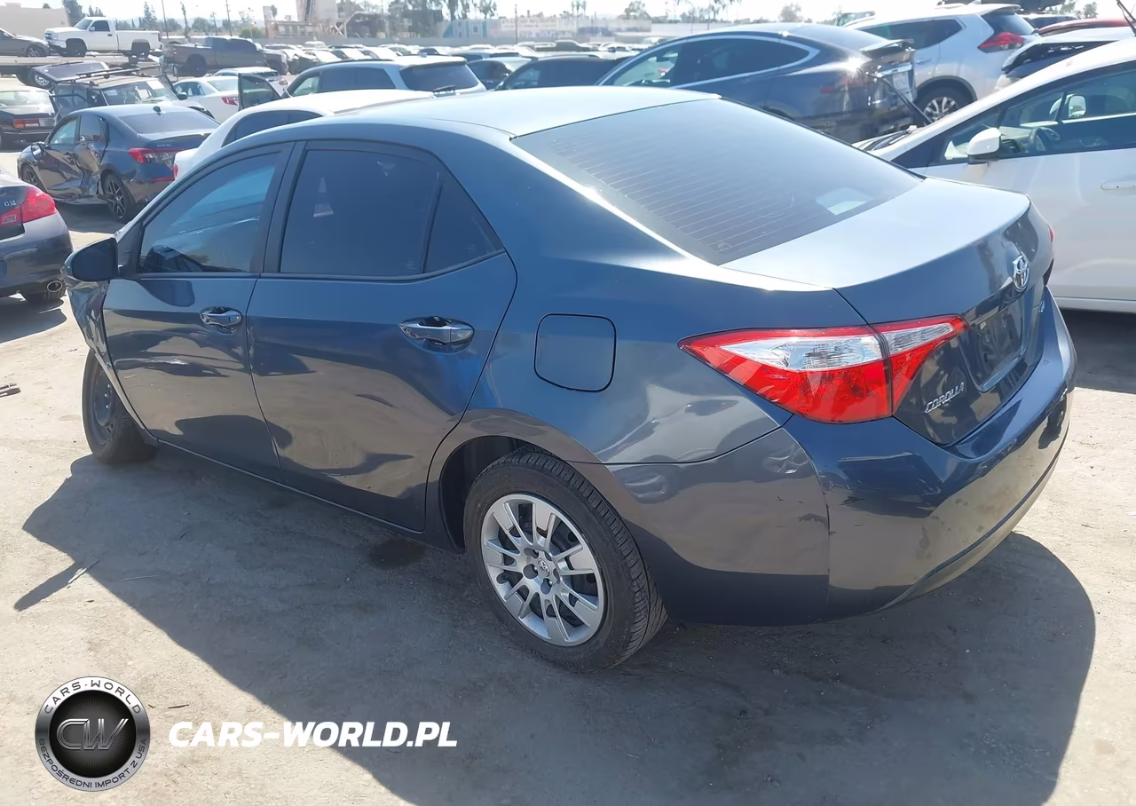 2016 Toyota Corolla Le VIN:5YFBURHE4GP498320 - 3