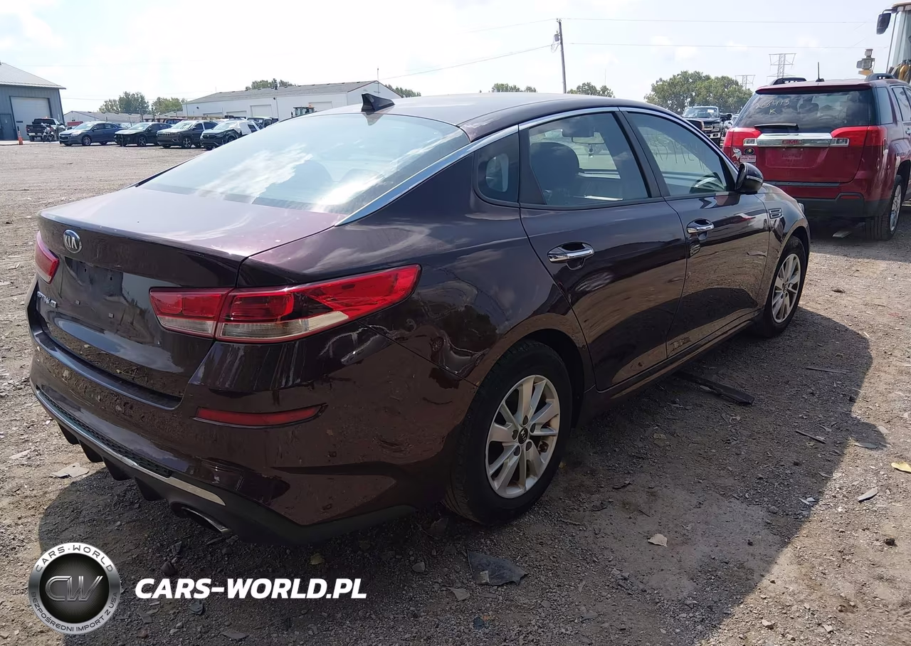 2019 Kia Optima Lx VIN:5XXGT4L38KG279959 - 4