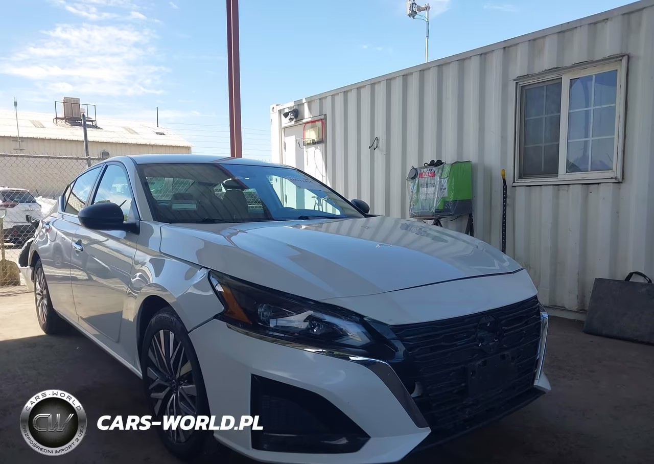 2024 Nissan Altima Sv Fwd