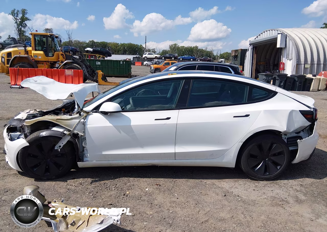 2024 Tesla Model 3 Long Range Dual Motor All-Wheel Drive-Rear-Wheel Drive VIN:5YJ3E1EAXRF733547 - 16