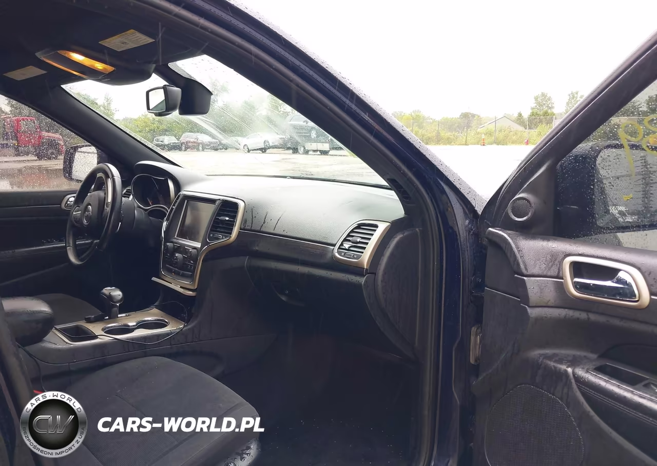 2014 Jeep Grand Cherokee Laredo VIN:1C4RJFAG7EC120046 - 5
