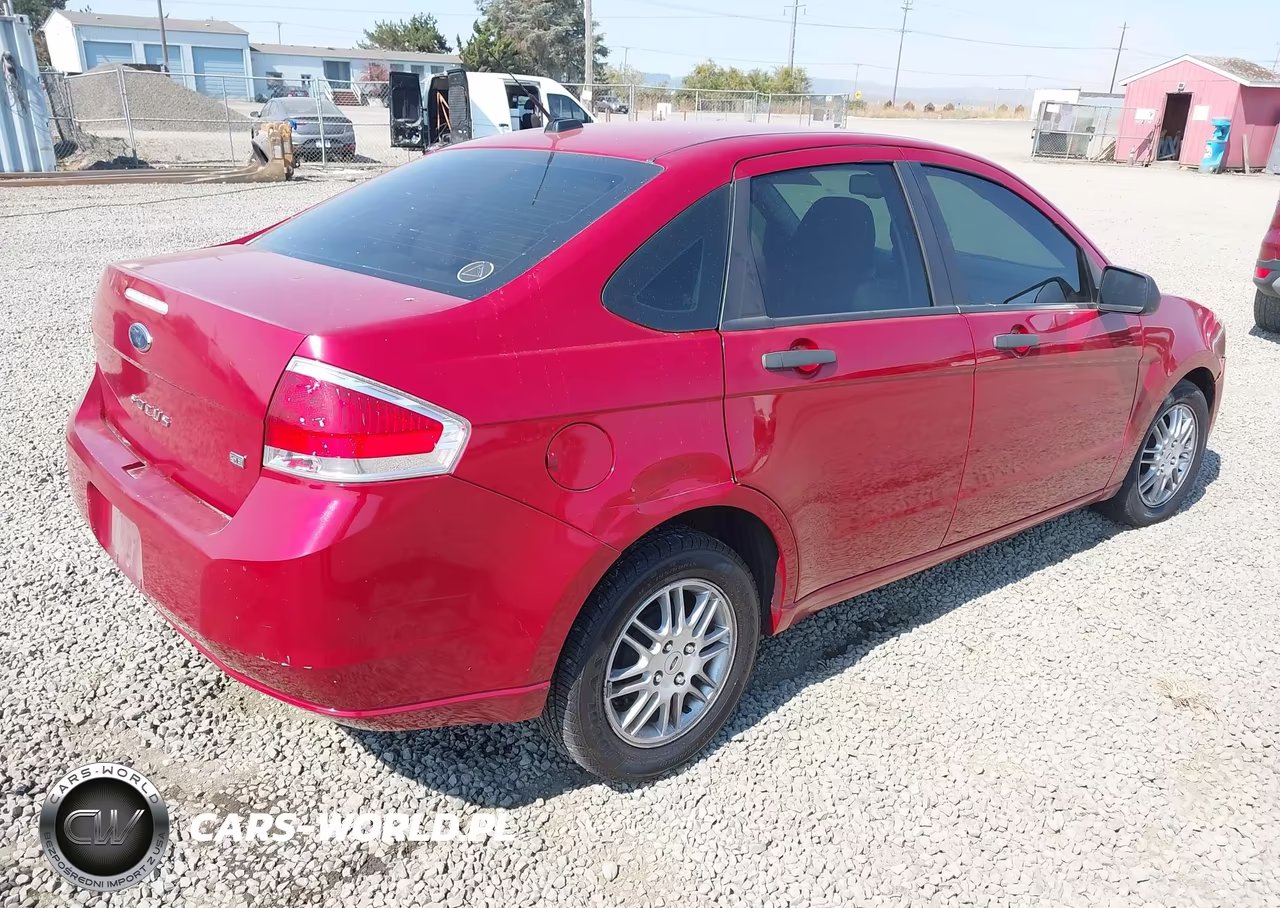 2011 Ford Focus Se VIN:1FAHP3FN1BW107325 - 4