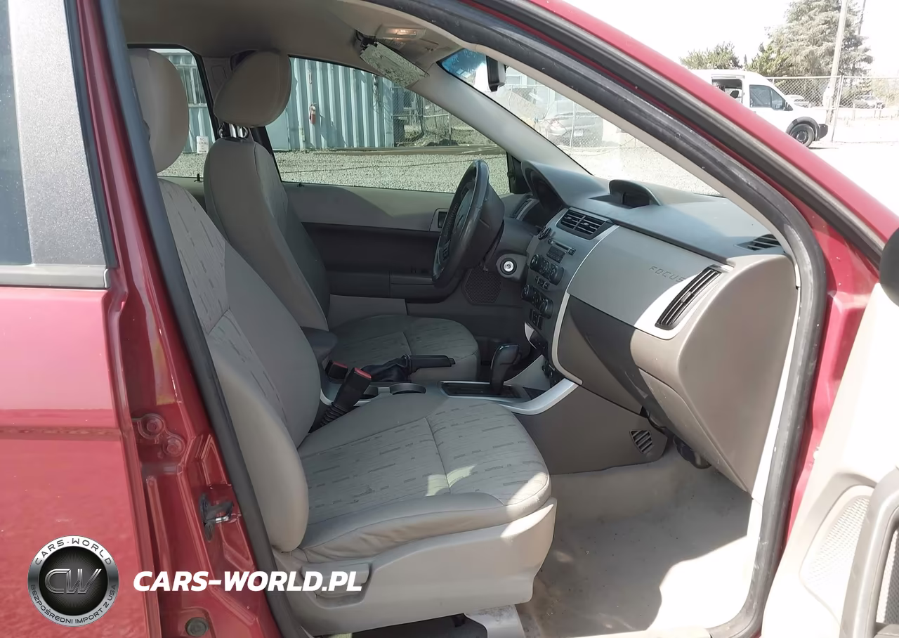 2011 Ford Focus Se VIN:1FAHP3FN1BW107325 - 5