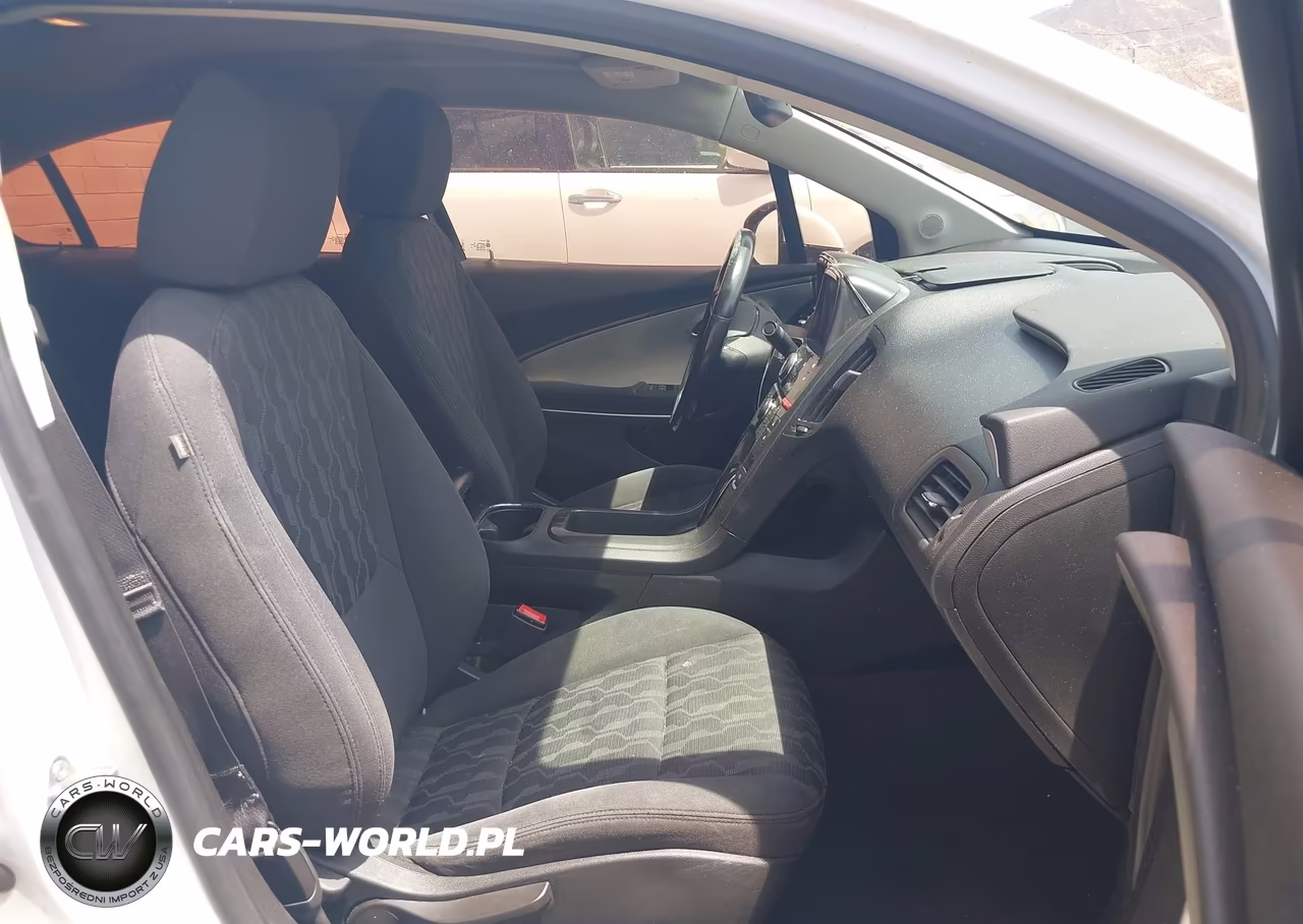2015 Chevrolet Volt VIN:1G1RC6E4XFU140743 - 5