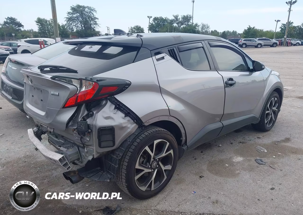 2020 Toyota C-Hr Xle VIN:JTNKHMBX7L1070978 - 4