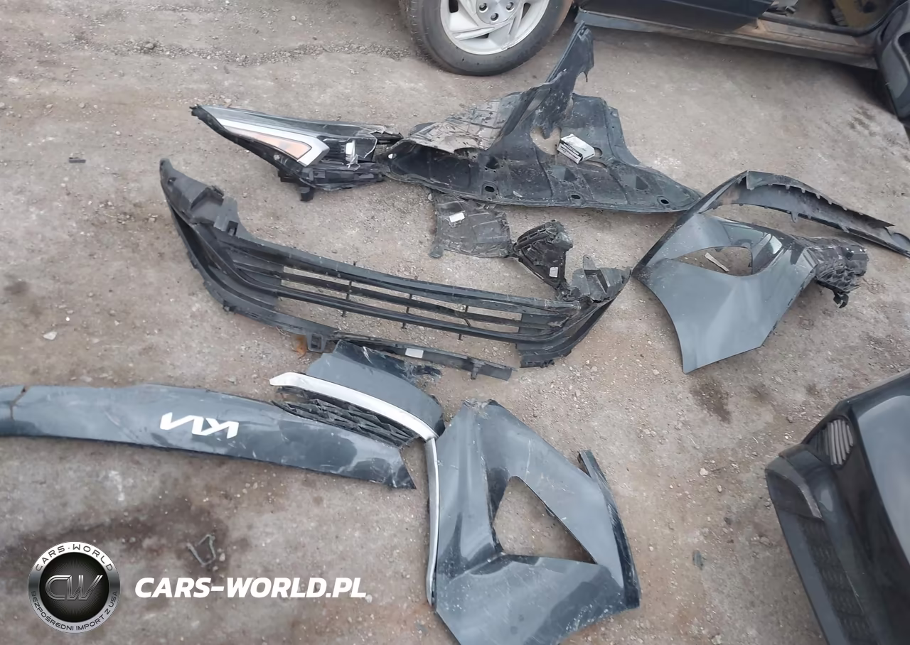 2024 Kia Forte Lxs VIN:3KPF24AD3RE768475 - 12