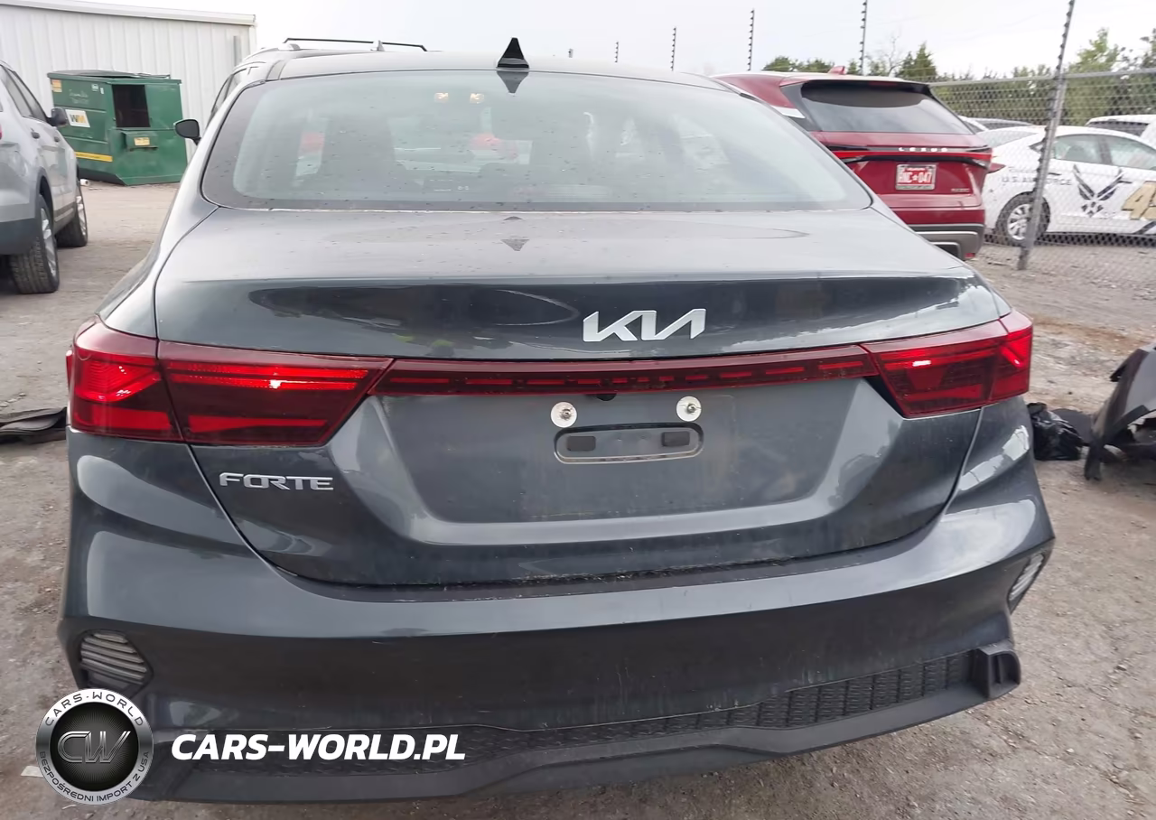 2024 Kia Forte Lxs VIN:3KPF24AD3RE768475 - 17
