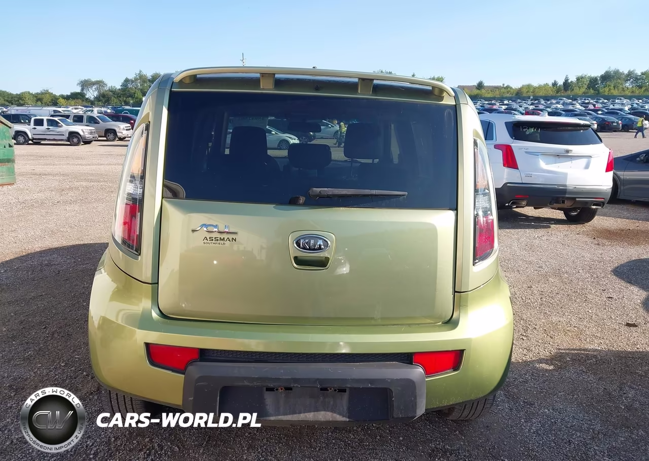 2010 Kia Soul + VIN:KNDJT2A21A7118705 - 16