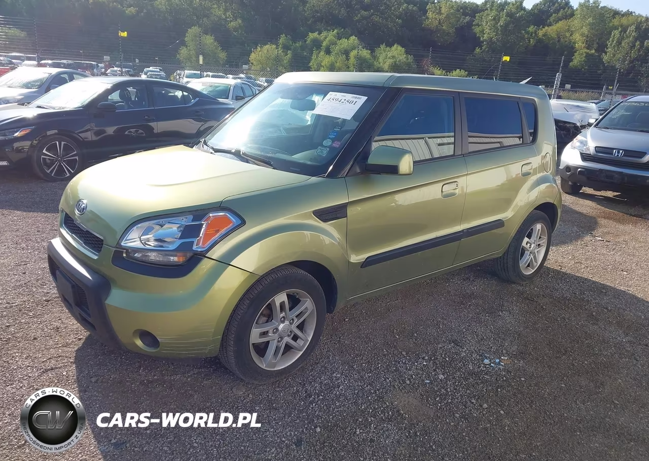 2010 Kia Soul + VIN:KNDJT2A21A7118705 - 2