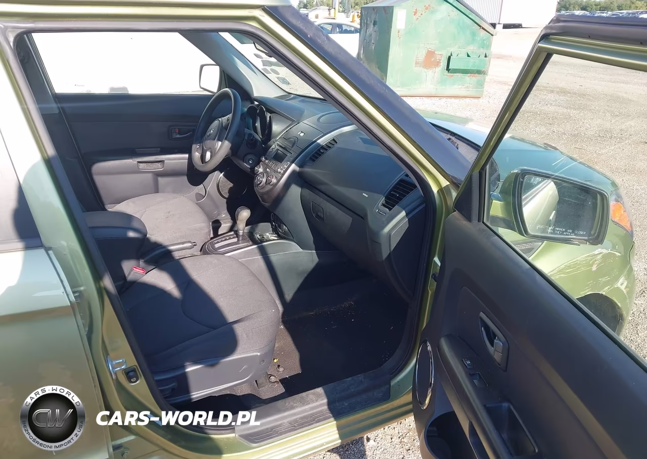 2010 Kia Soul + VIN:KNDJT2A21A7118705 - 5