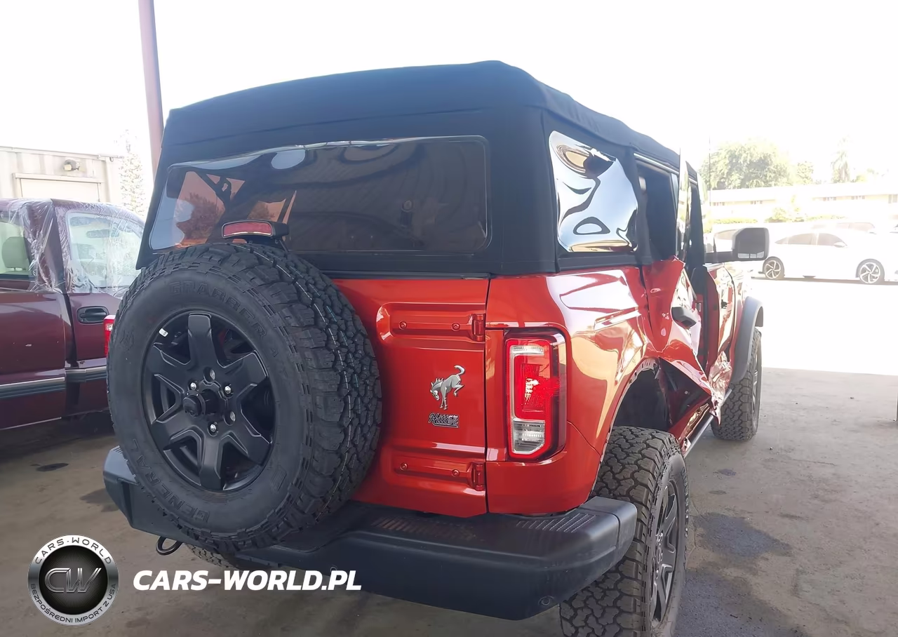 2024 Ford Bronco Black Diamond VIN:1FMDE1BH4RLA51259 - 4