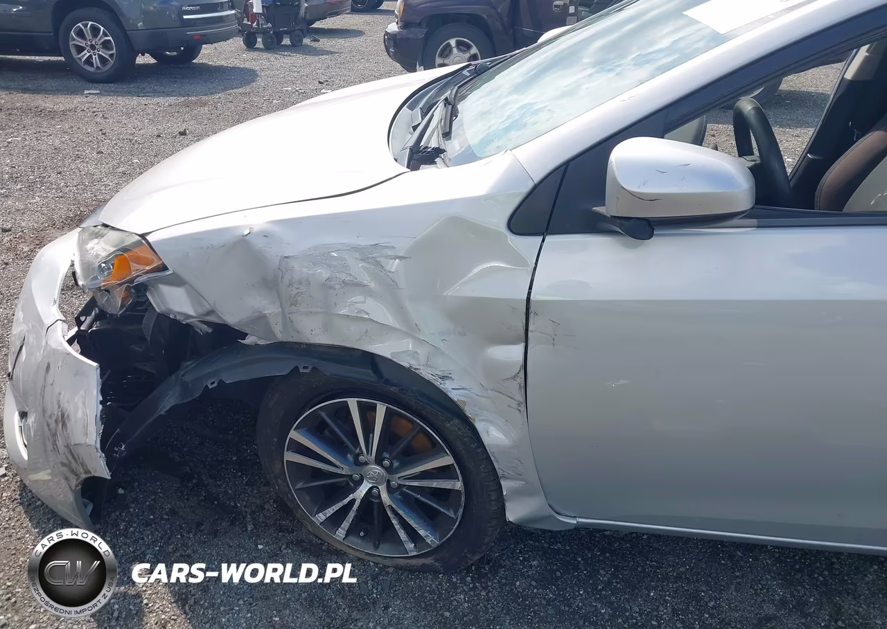 2019 Toyota Corolla Le VIN:2T1BURHE0KC197990 - 6