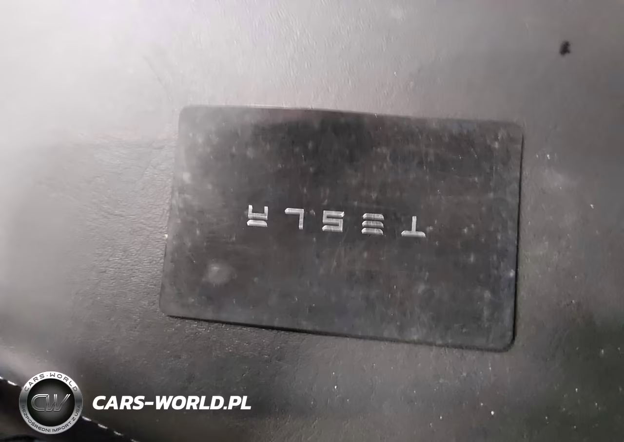 2021 Tesla Model Y Performance Dual Motor All-Wheel Drive VIN:5YJYGDEF3MF157631 - 10