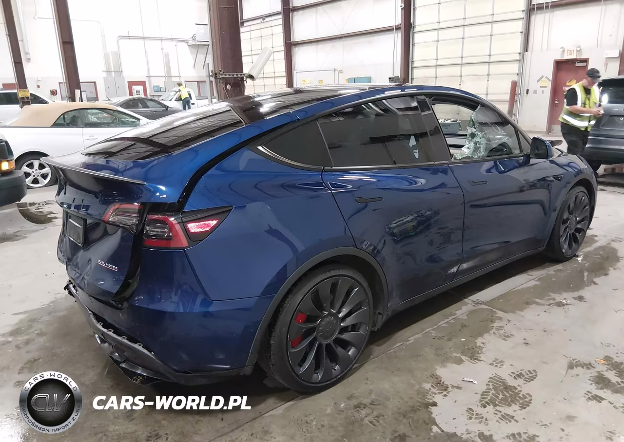 2021 Tesla Model Y Performance Dual Motor All-Wheel Drive VIN:5YJYGDEF3MF157631 - 4