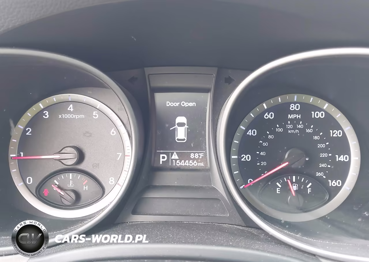 2016 Hyundai Santa Fe Sport 2.4L VIN:5XYZU3LB1GG313265 - 7