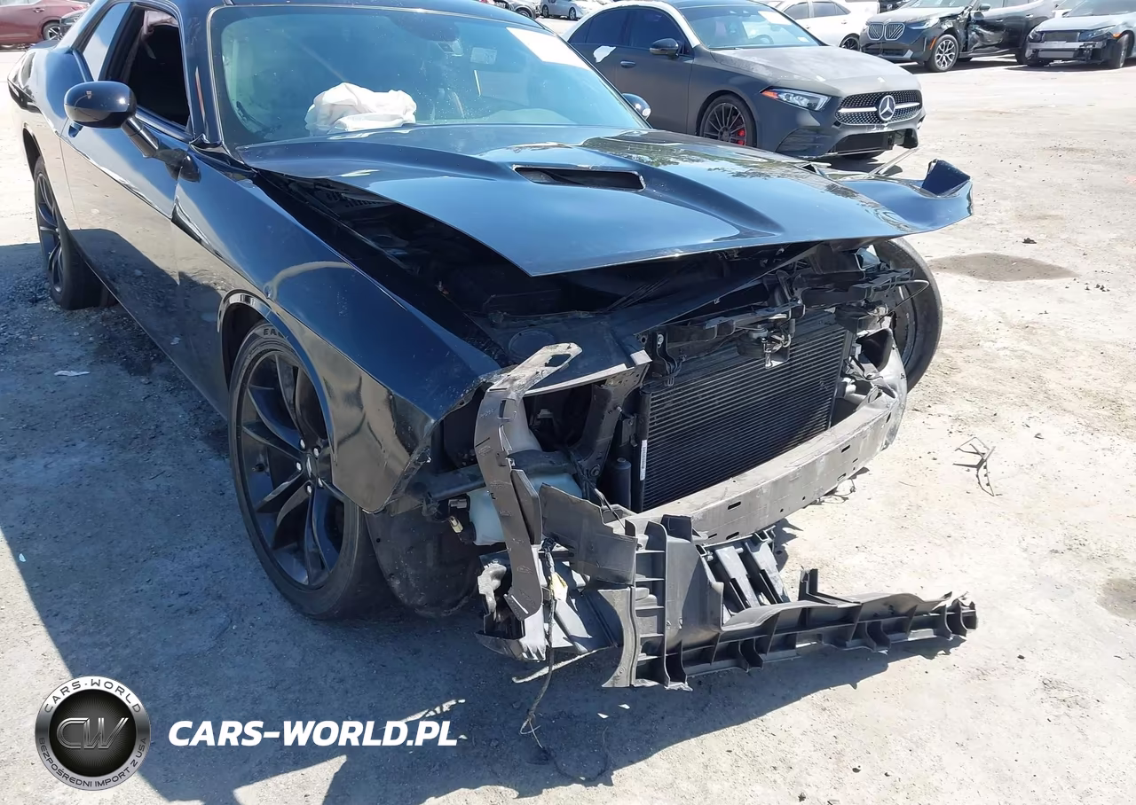 2018 Dodge Challenger Sxt Plus VIN:2C3CDZAG1JH280594 - 18